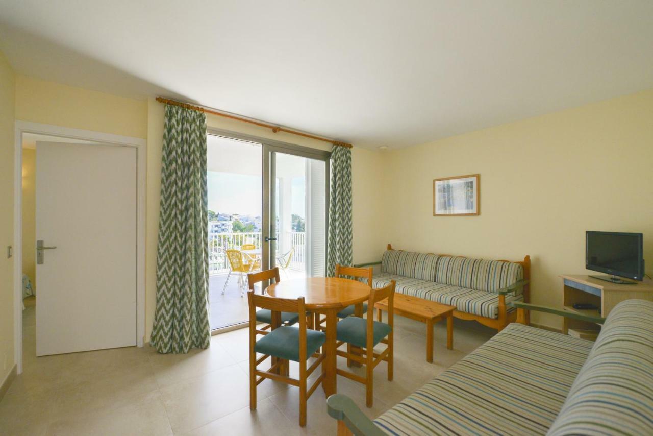 Apartamentos Ferrera Pins 卡拉费若拉 外观 照片