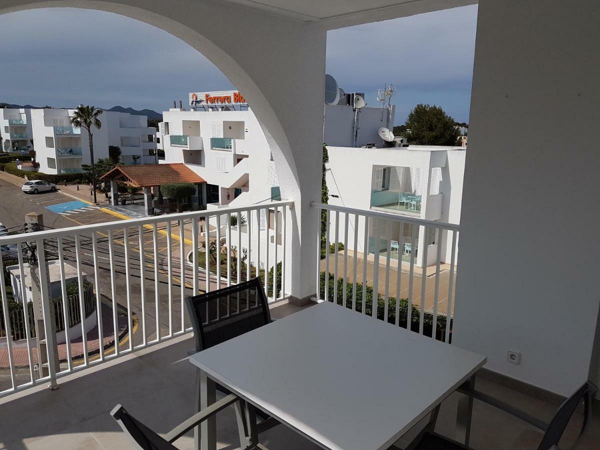 Apartamentos Ferrera Pins 卡拉费若拉 外观 照片