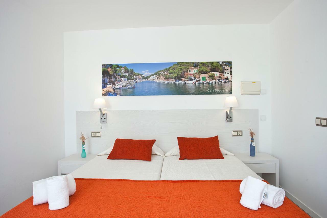 Apartamentos Ferrera Pins 卡拉费若拉 外观 照片